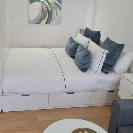 Bella-vista Endless Views Over The Ocean Daire *