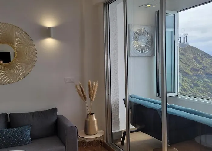 Bella-vista Endless Views Over The Ocean